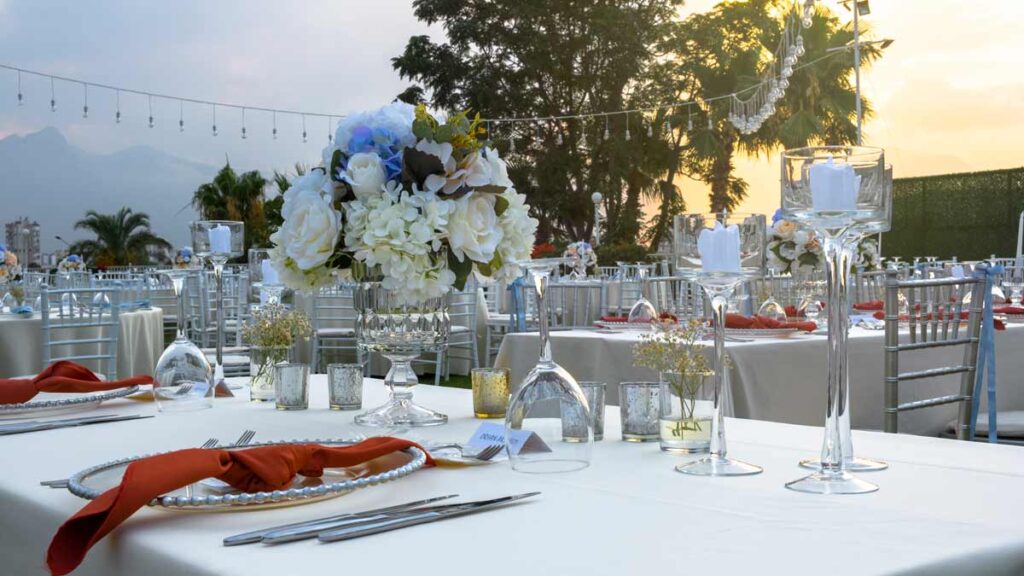 ÇİÇEK DKOR ANTALYA - YAPAY ÇİEÇK ANTALYA ANTALYA DÜĞÜN DERİ KOLTUK-LOUNGE GRUP - SEDİR GRUPLAR - ORGANİZASYON KOLTUKLAR - HAYALET KOLTUK KİRALAMA DÜĞÜN DUGUN - ANTALYA DÜĞÜN