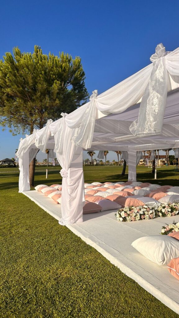 ÇİÇEK DKOR ANTALYA - YAPAY ÇİEÇK ANTALYA ANTALYA DÜĞÜN DERİ KOLTUK-LOUNGE GRUP - SEDİR GRUPLAR - ORGANİZASYON KOLTUKLAR - HAYALET KOLTUK KİRALAMA DÜĞÜN DUGUN - ANTALYA DÜĞÜN - SUPLA KİRALAMA ANTALYA