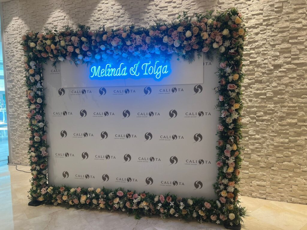 antalya-dugun-dekorasyonu-sandalye-giydirme-calista-belek
